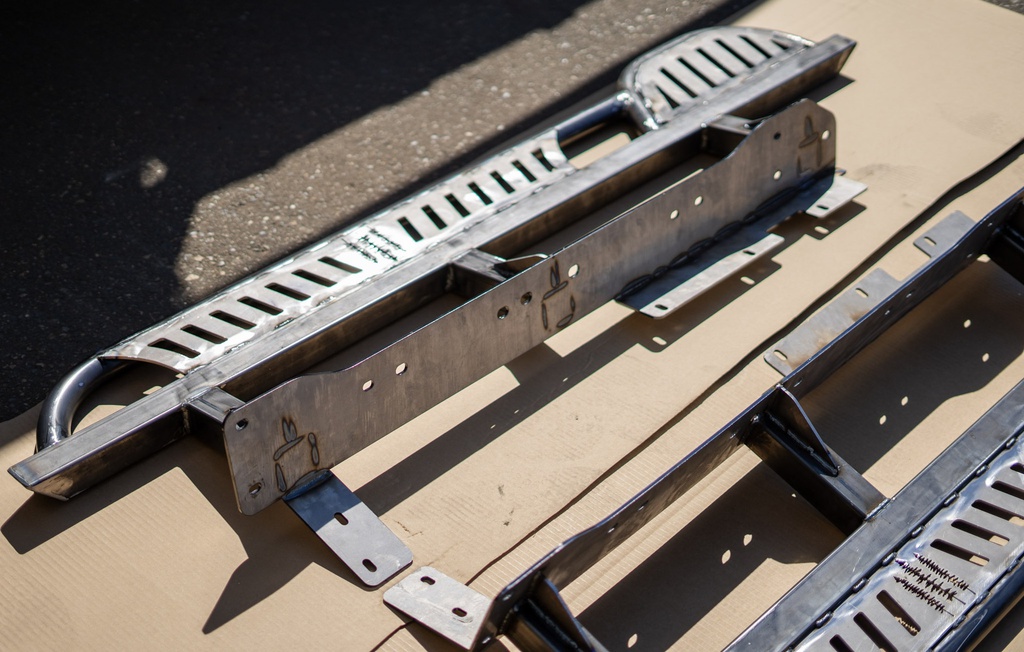 2003-2023_lexus_gx_/_land_cruiser_prado_kickout_rock_slider_weld-together_kit_(bolt_on)_2