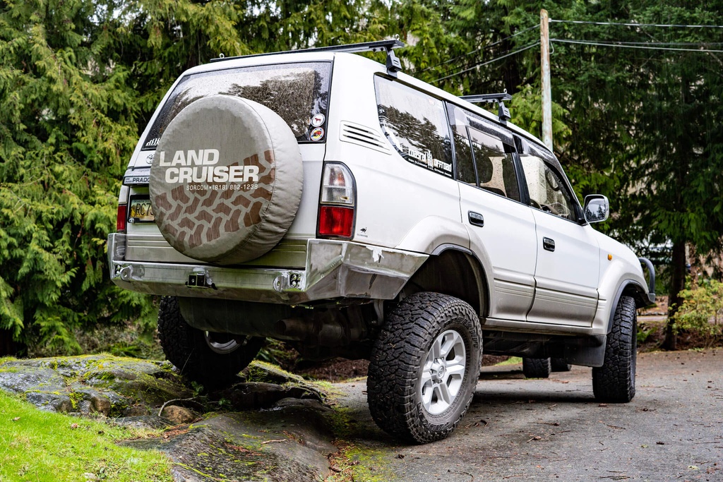 90_series_land_cruiser_high_clearance_rear_bumper_kit_16