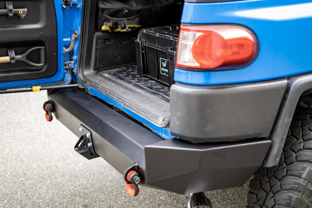 fj_cruiser_high_clearance_rear_bumper_kit_2