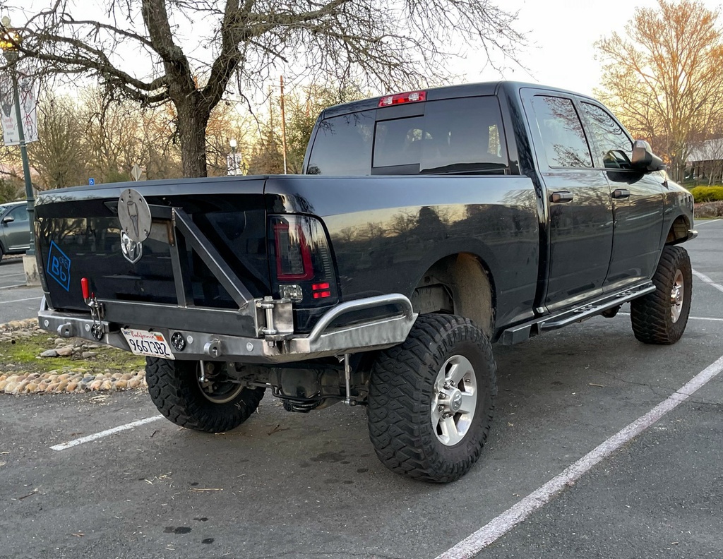 4th_gen_dodge_ram_2500_3500_high_clearance_rear_bumper_kit_12