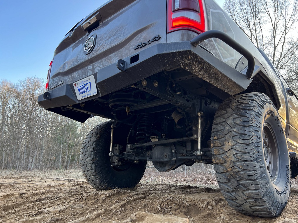 5th_gen_dodge_ram_2500_3500_high_clearance_rear_bumper_kit_9