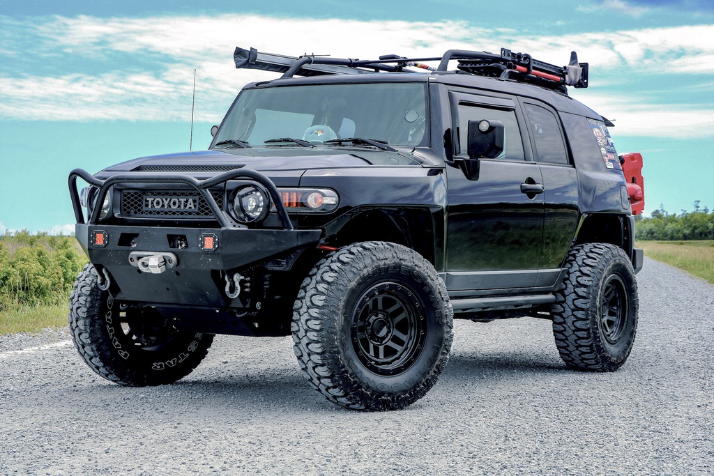 fj_cruiser_high_clearance_front_bumper_kit_4