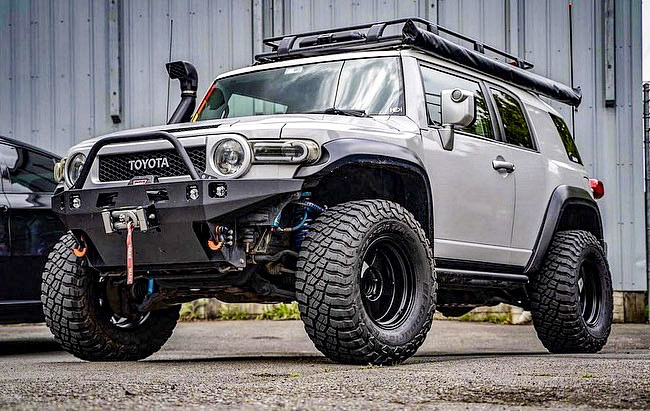 fj_cruiser_high_clearance_front_bumper_kit_6