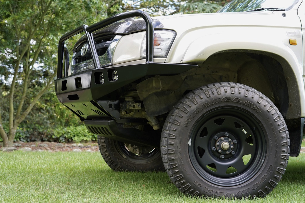 6th_gen_hilux_high_clearance_front_bumper_kit_7