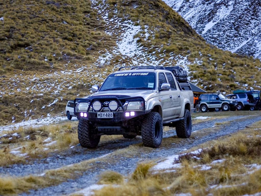 6th_gen_hilux_high_clearance_front_bumper_kit_13