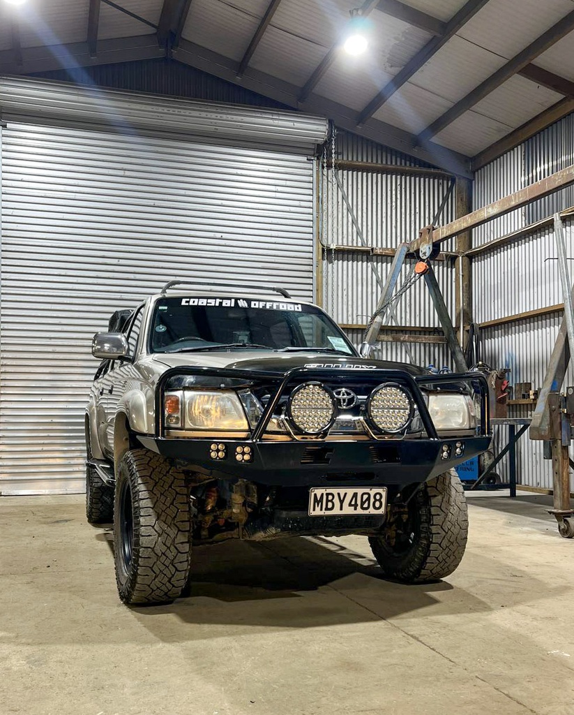 6th_gen_hilux_high_clearance_front_bumper_kit_16