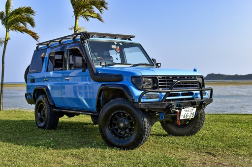70_series_land_cruiser_high_clearance_front_bumper_kit_4