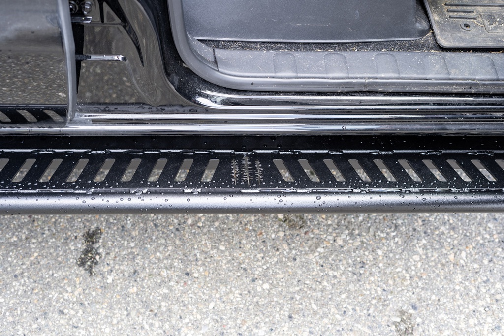 3rd_generation_(2022+)_nissan_frontier_kickout_rock_slider_weld-together_kit_(bolt_on)_8