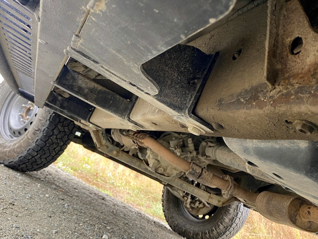 1st_gen_tundra_kickout_rock_slider_weld-together_kit_(bolt_on)_5
