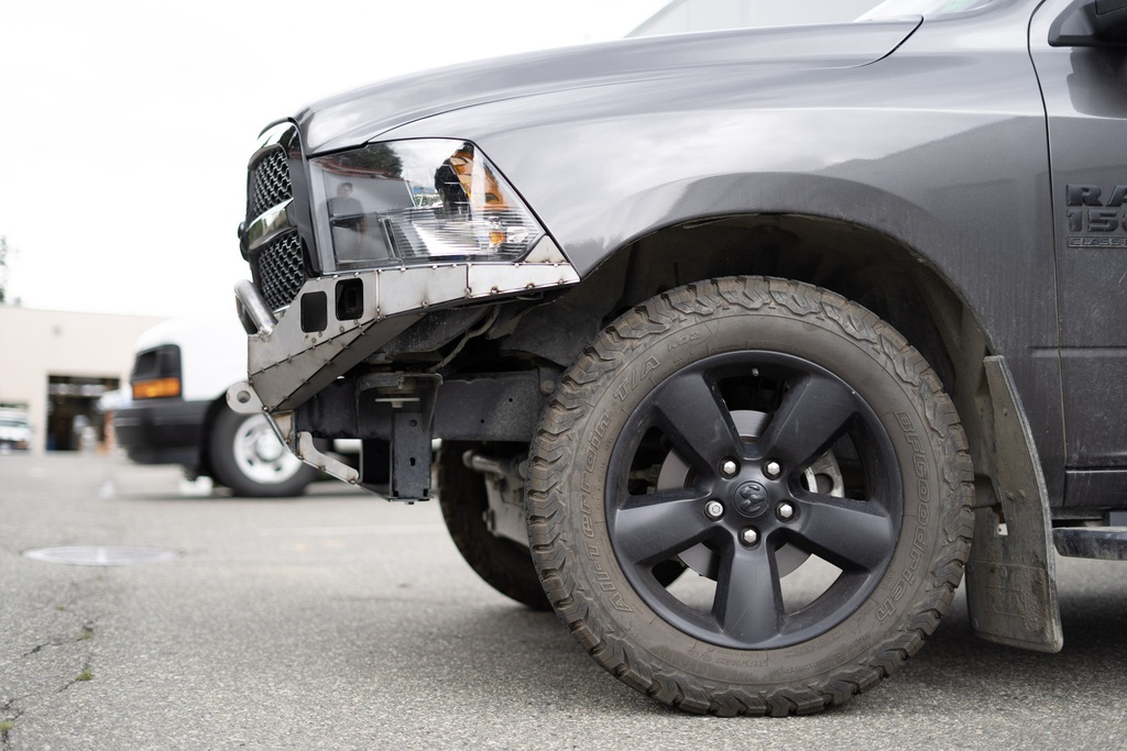 4th_gen_dodge_ram_1500_front_bumper_kit_25