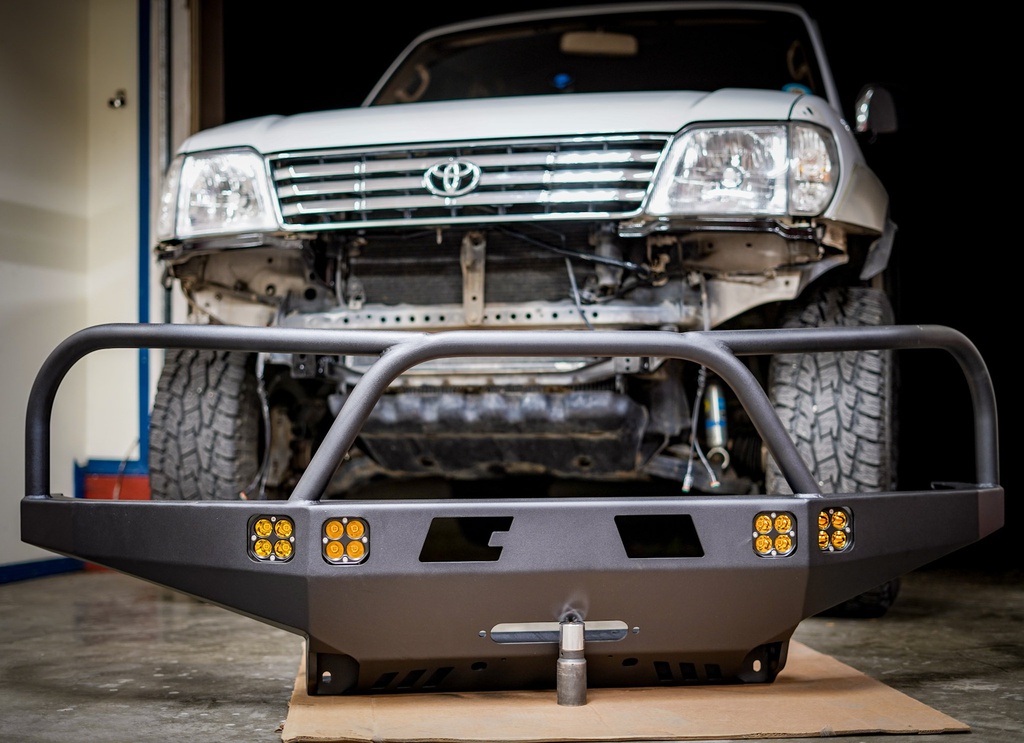 90_series_land_cruiser_high_clearance_front_bumper_kit_16
