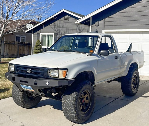 3rd_gen_pickup_/_hilux_high_clearance_front_bumper_kit_1