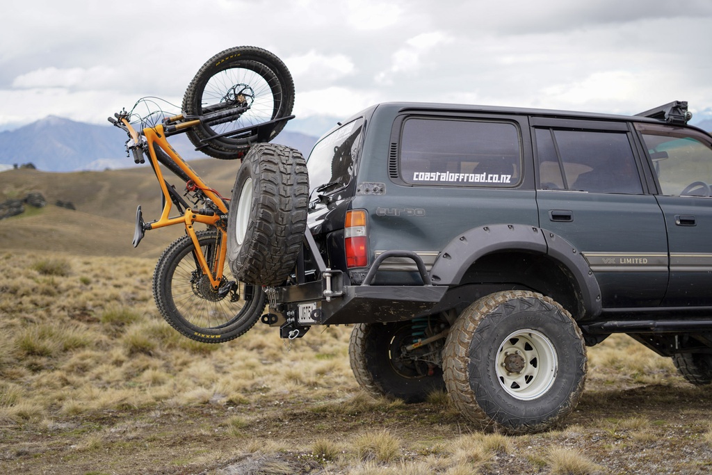 swing-away_bike_rack_attachment_4