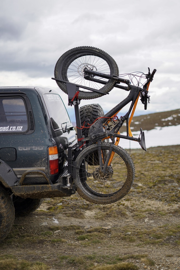 swing-away_bike_rack_attachment_14