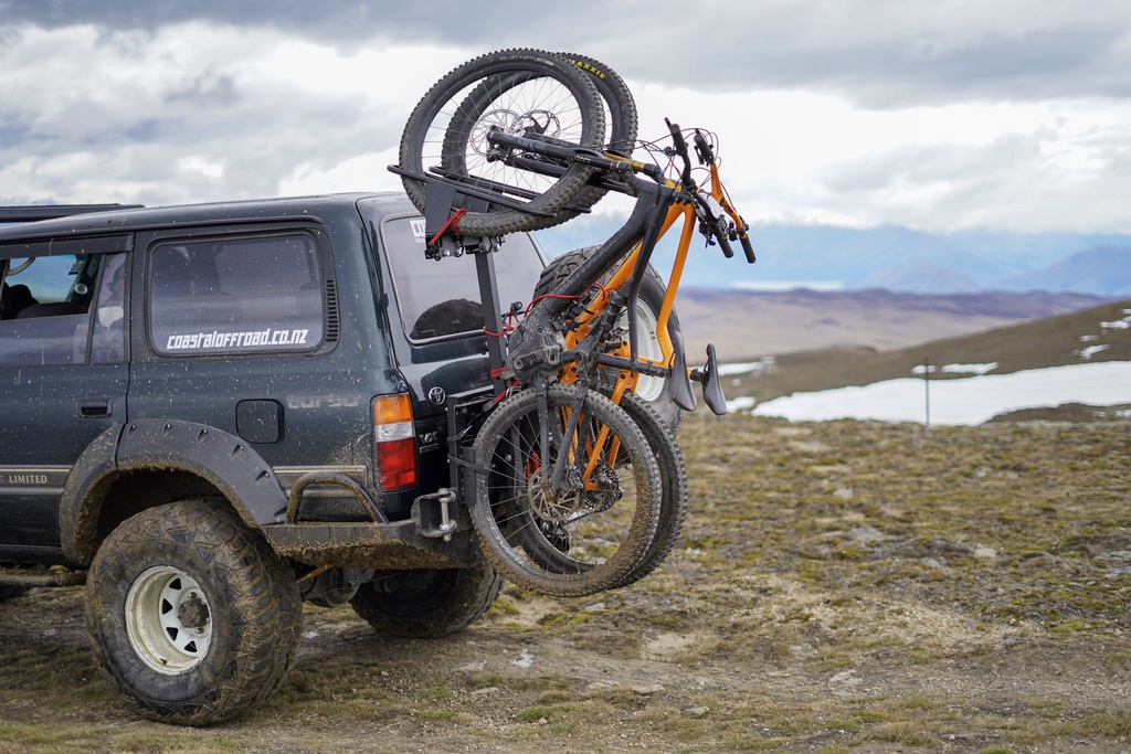swing-away_bike_rack_attachment_16