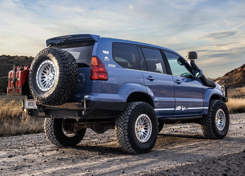 gx470_/_land_cruiser_prado_120_low_profile_rear_bumper_kit_9