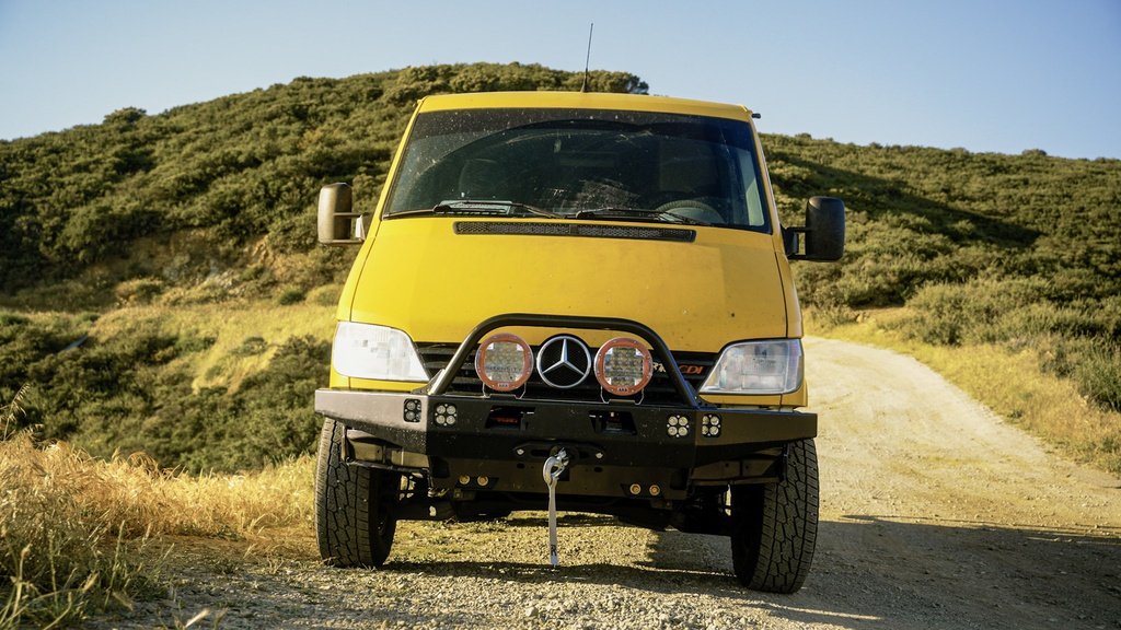1st_generation_mercedes_sprinter_high_clearance_front_bumper_kit_11