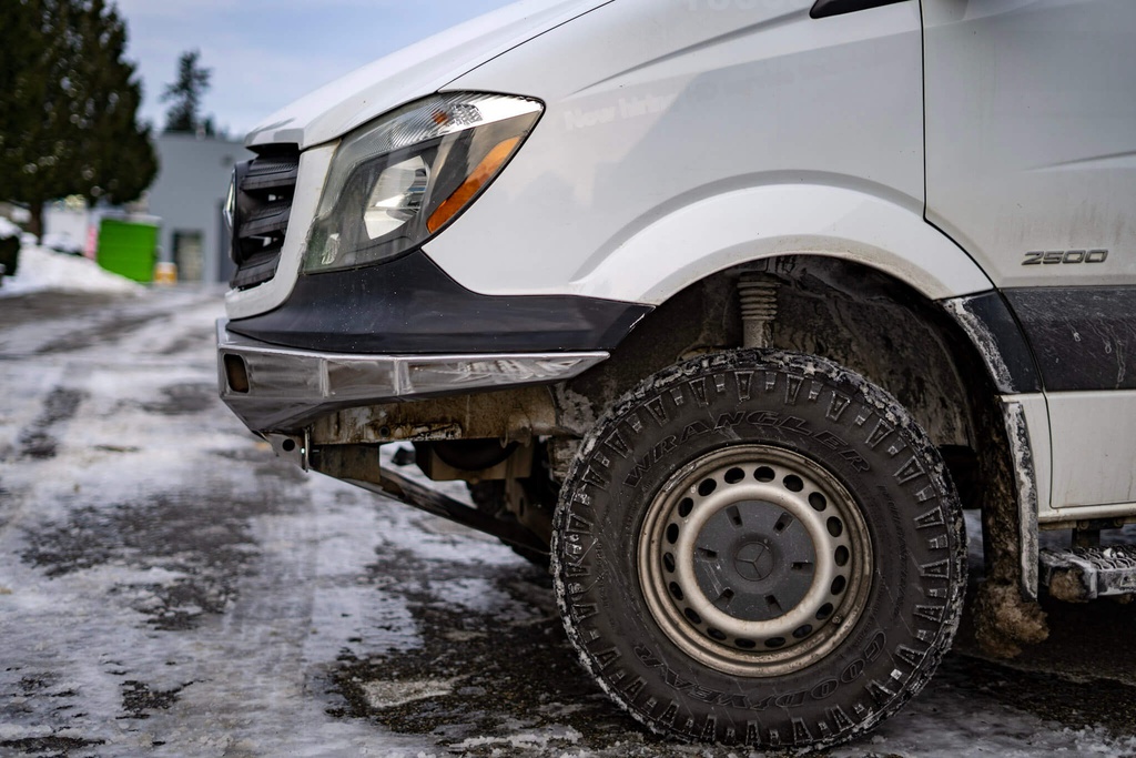 2014-2018_dodge_sprinter_high_clearance_front_bumper_kit_23